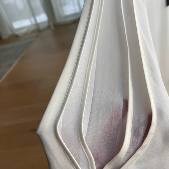 🔥NWT. Donna Karan Cream Blouse Size M - Picture 5 of 12
